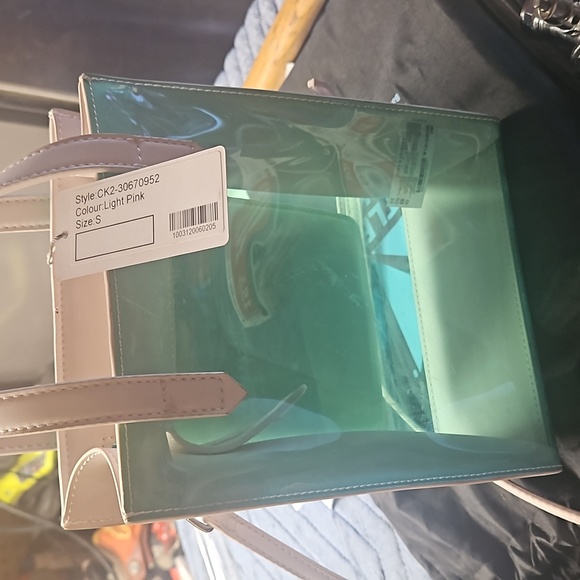 Charles & Kieth Handbag - Picture 4 of 4